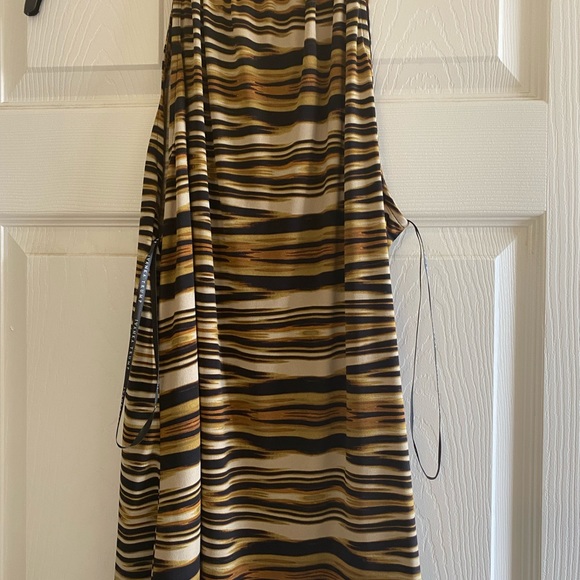 Ivanka Trump 2pc blouse and shell - Picture 5 of 9